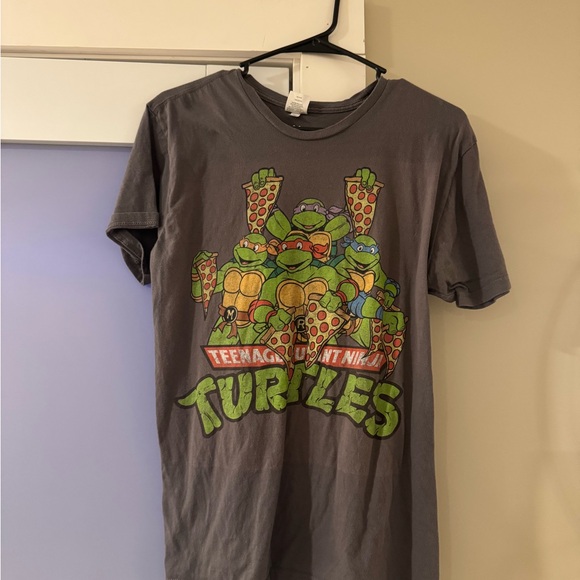 Nickelodeon Gray T-Shirt - Picture 2 of 6